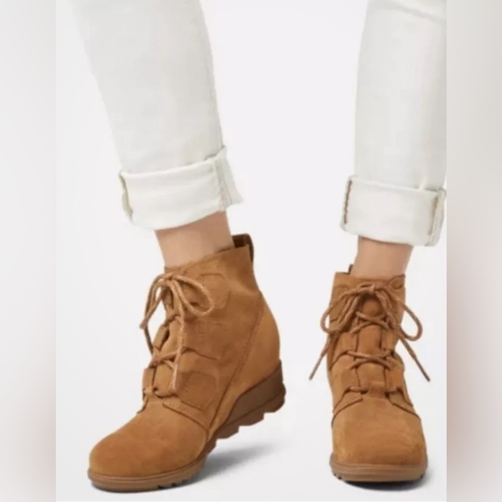 SOREL EVIE Lace up Wedge Leather Suede Ankle Boots Camel Brown U.S. Sz 7 EUC